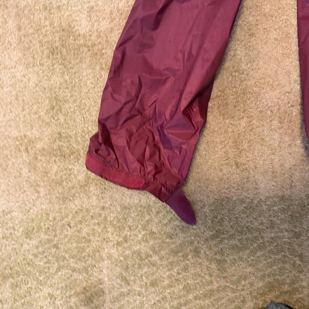 Montbell Versalite Rain Jacket (Men's - Picture 4 of 10